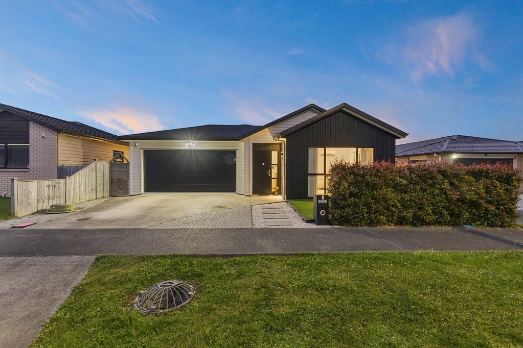 8 Koroheke Road, Takanini, Papakura, Auckland