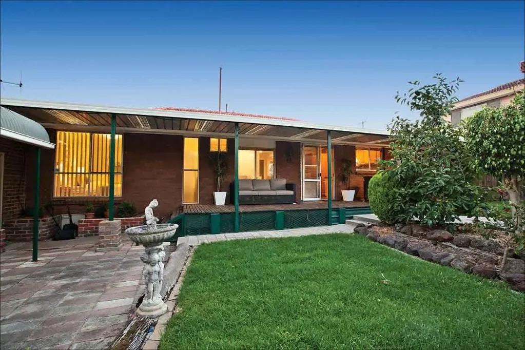 Spacious 4-Bedroom Home with Self-Contained Unit in Mulgrave