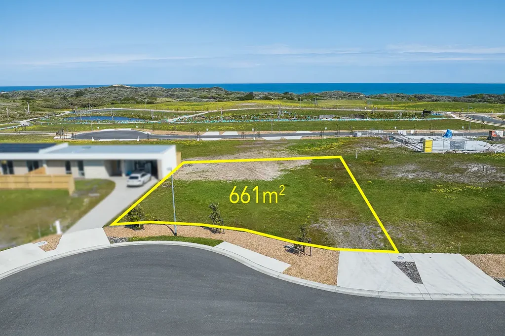 Cape Paterson Secure a sustainable lifestyle in "The Cape".