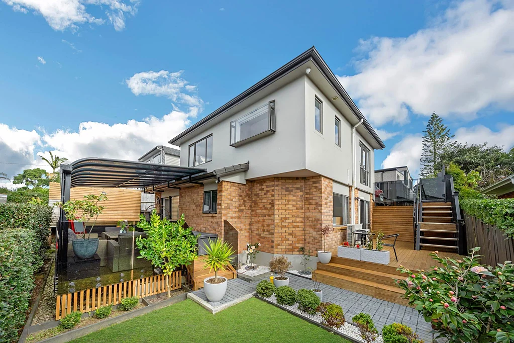 Mount Roskill 4غرفة نوم From Kitchen Goals to Garden Parties