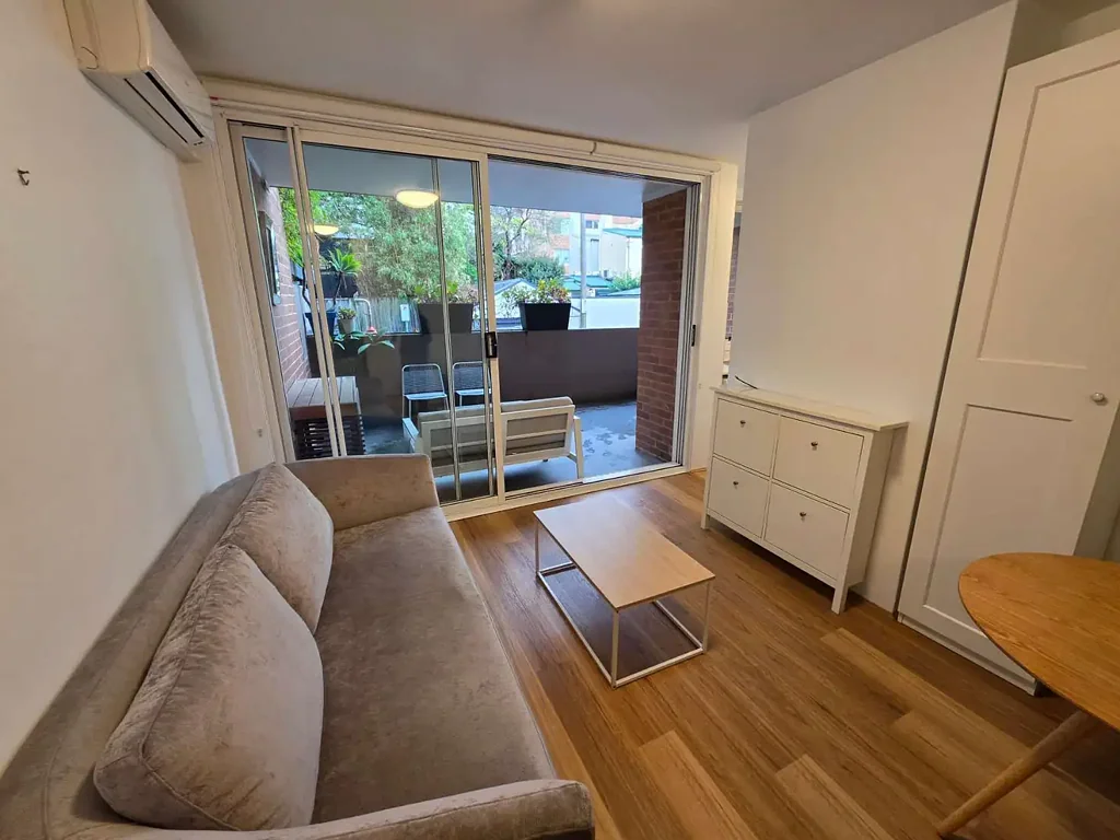 Stylish One-Bedroom Apartment with Car Space in Prime Annandale Location