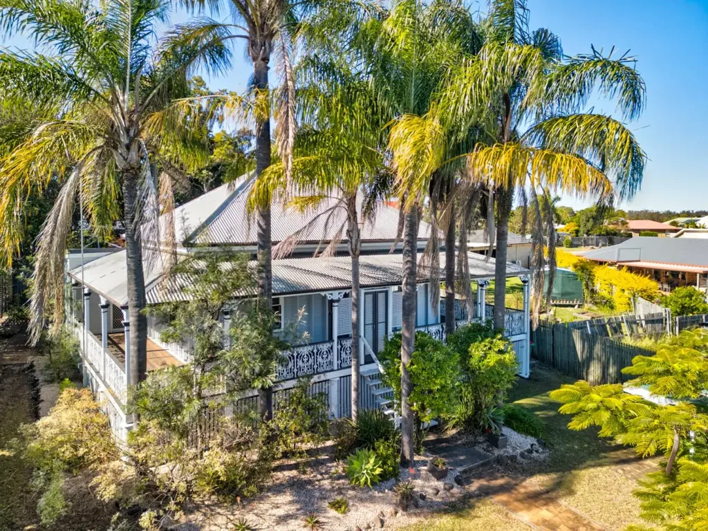 Gatton 4 Bedroom Private Classic Queenslander on 1000m2 in Gatton