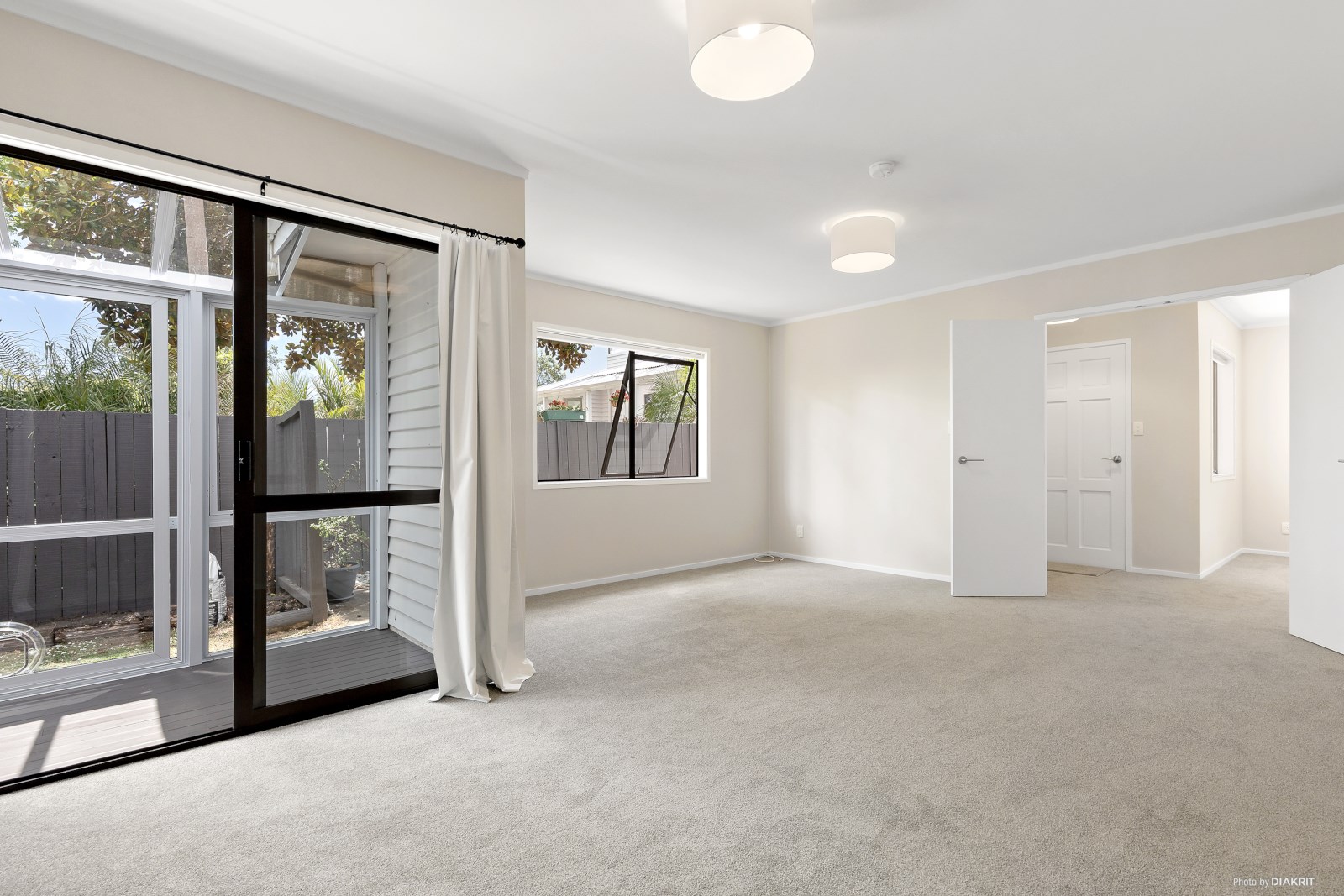 2/15 Wicklow Road, Narrow Neck, Auckland - North Shore, 3 રૂમ, 0 બાથરૂમ