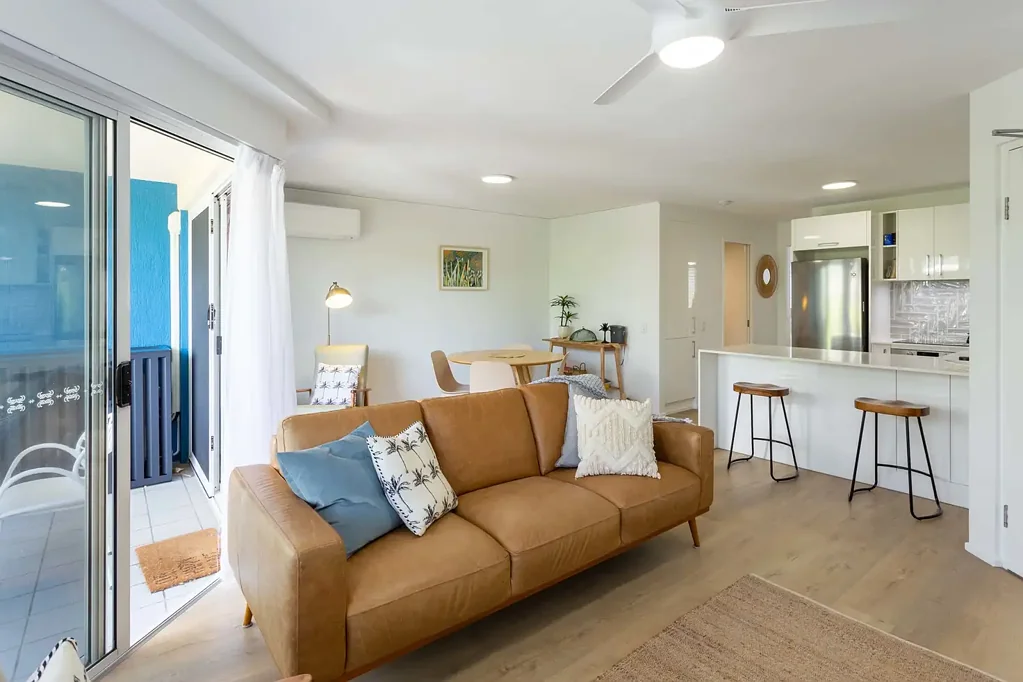 Modern Furnished Apartment Living in a Prime Coastal Location