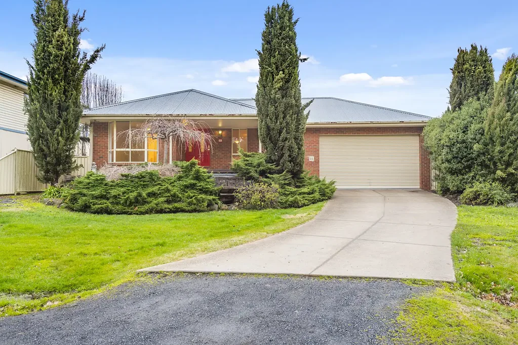 Comfortable Family Living in a Sought-After Pocket
