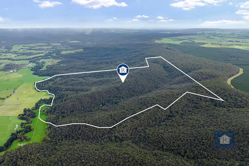 Carlisle River Discover Your Own Bushland with River Frontage...