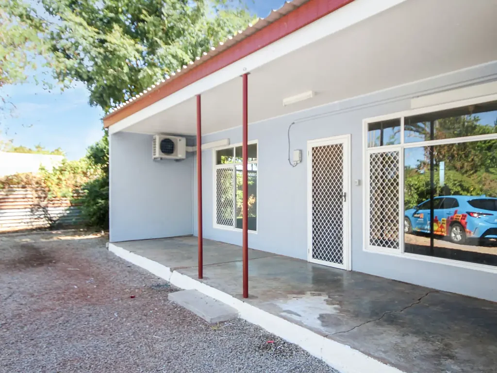 Katherine 6Kwarto Block of 3 units - great investment opportunity