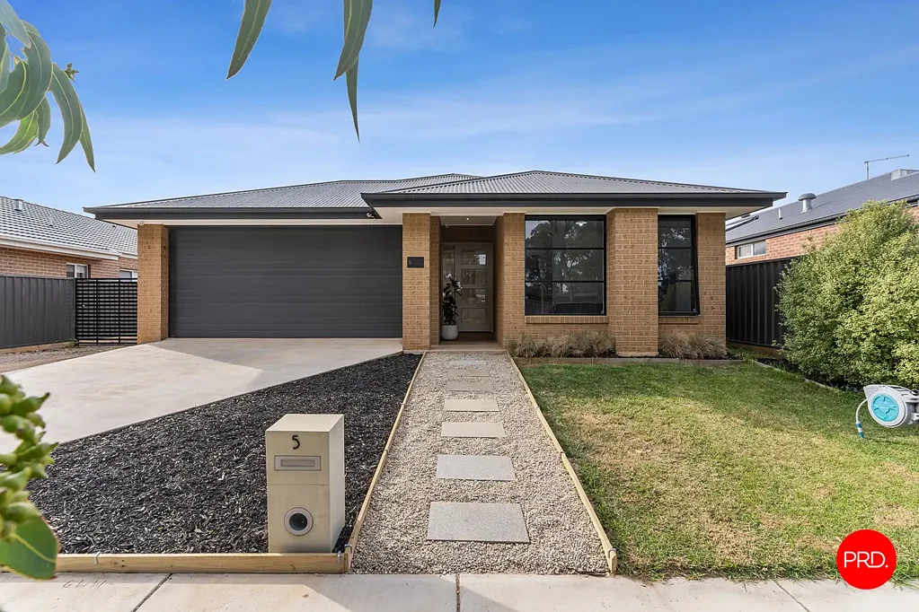 5 Fairfield Boulevard, Jackass Flat, VIC 3556