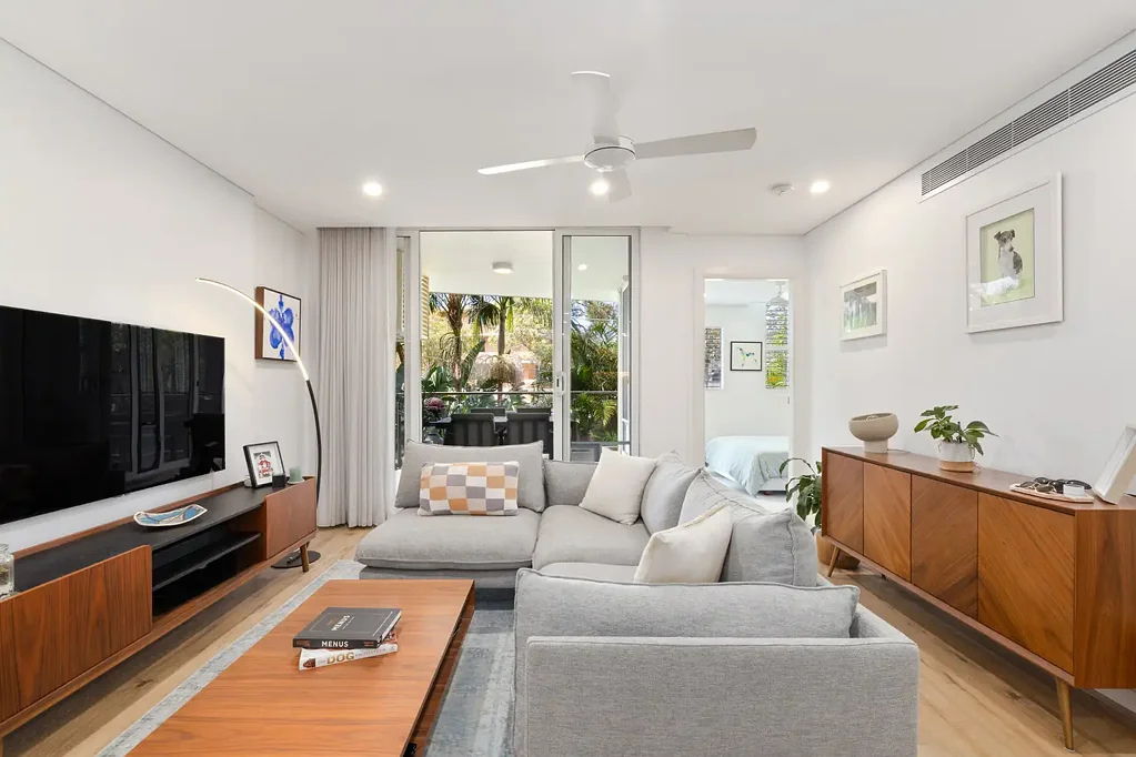 Dee Why 2ห้องนอน Designer Beachside Apartment in Exclusive Ravello Development
