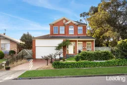 2 Strathearn Drive, Sunbury