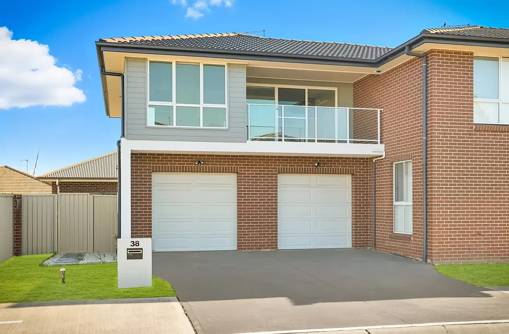 The Ponds 2ਬੈੱਡਰੂਮ Almost Brand New - Ready to move in