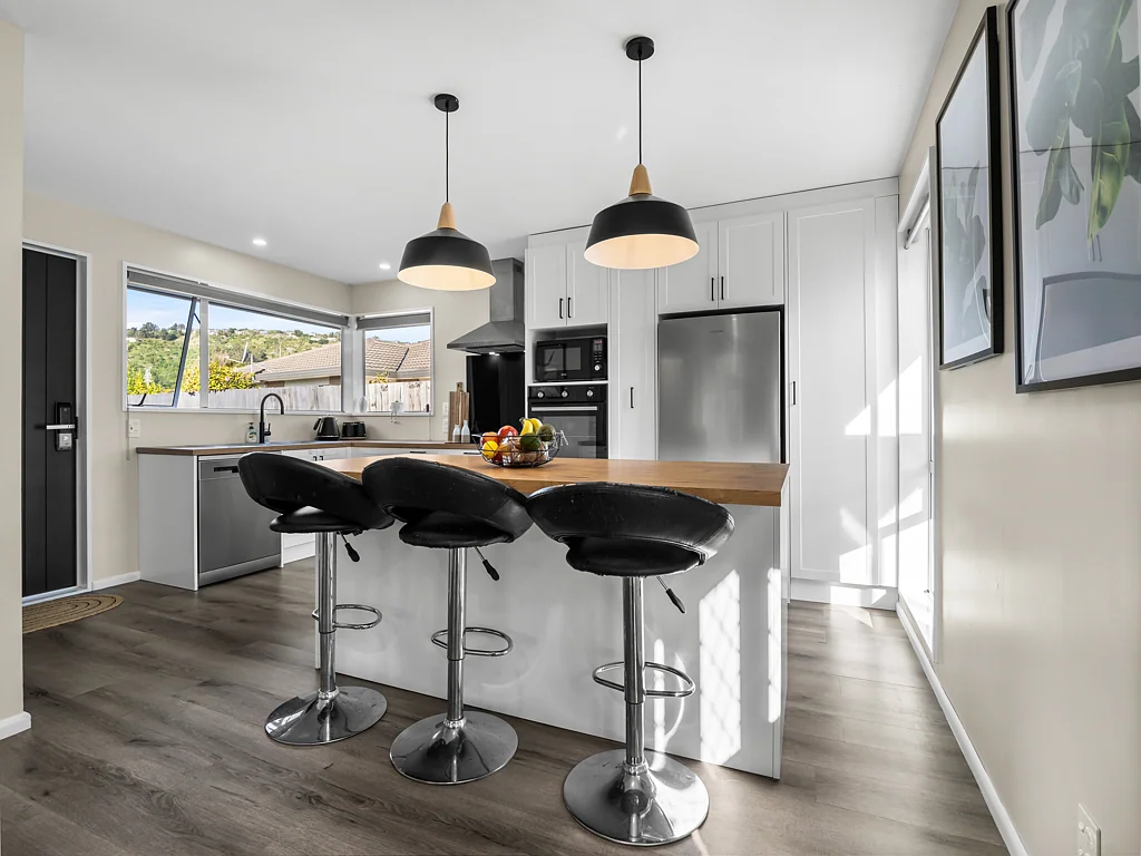 2/61 Laing Crescent, Heathcote Valley, Christchurch, Canterbury