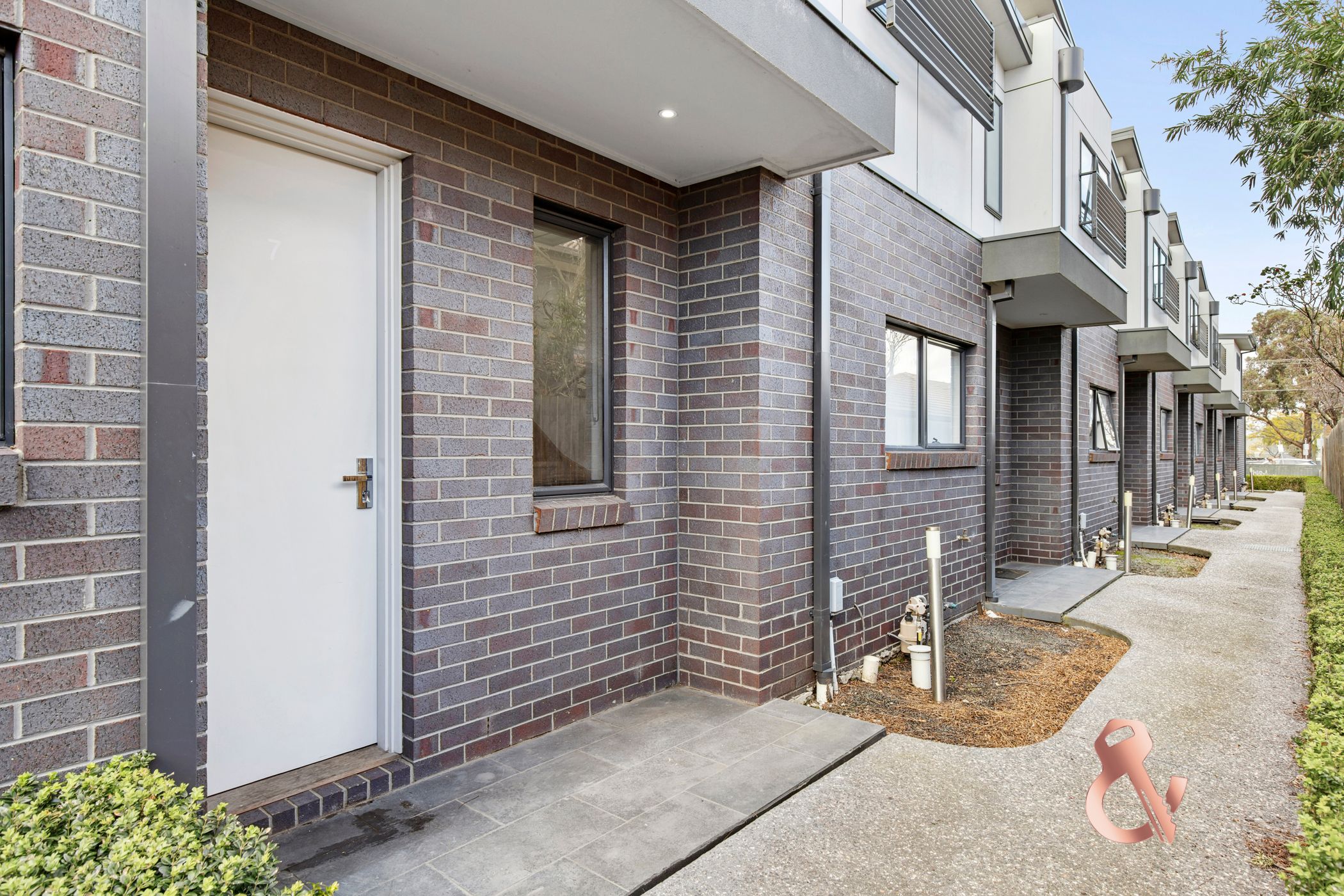 UNIT 7 8 LYTTON ST, GLENROY VIC 3046, 0 침실, 0 욕실, House