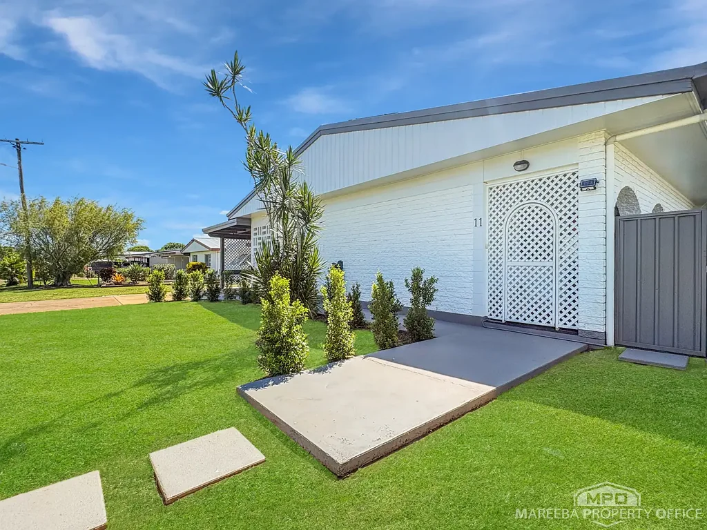 Mareeba 5 Slaapkamer The Complete Package: Pool, Granny Flat & Massive Shed
