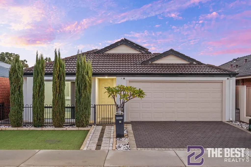 17 Balyat Way, Wattle Grove, WA 6107