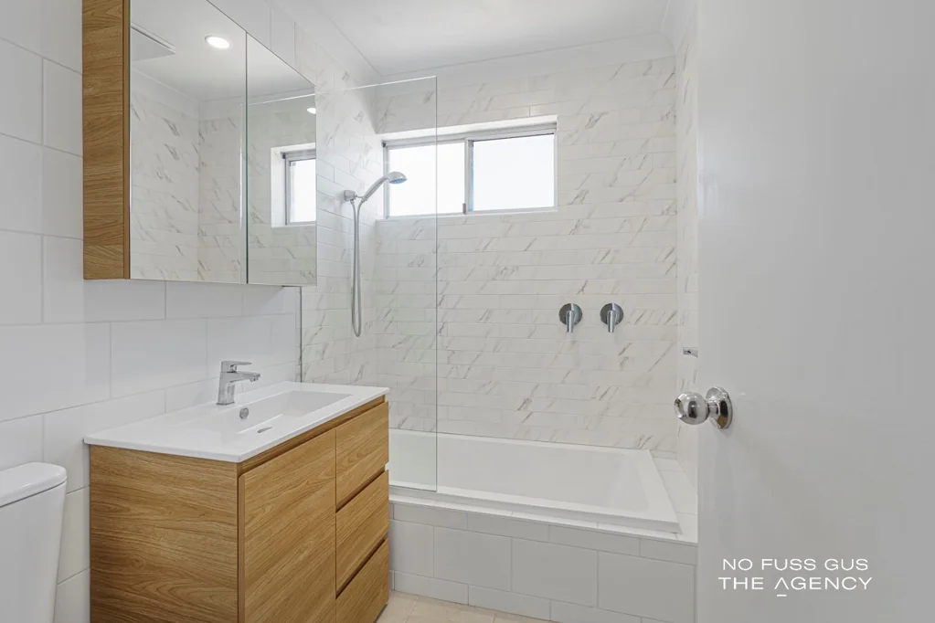 1/5 Spinaway Street, Craigie, WA 6025