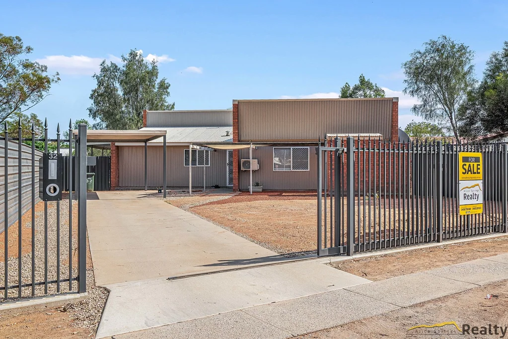 32 Kilgariff Crescent, Sadadeen, NT 870