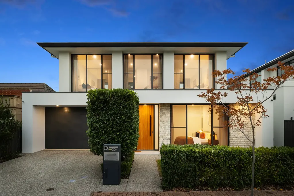 Walkerville 3Habitaciones Luxury Medallion Homes Residence in Prestigious Walkerville