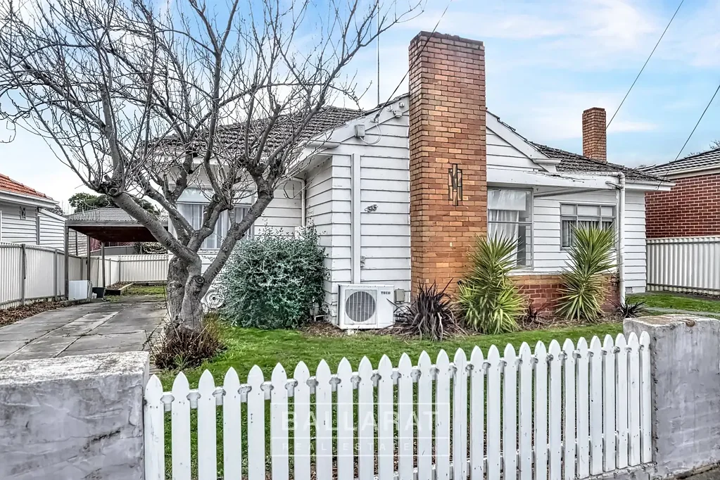 HOME IN GREAT LOCATION!