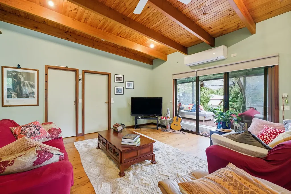 Foothills Charm with Space and Serenity