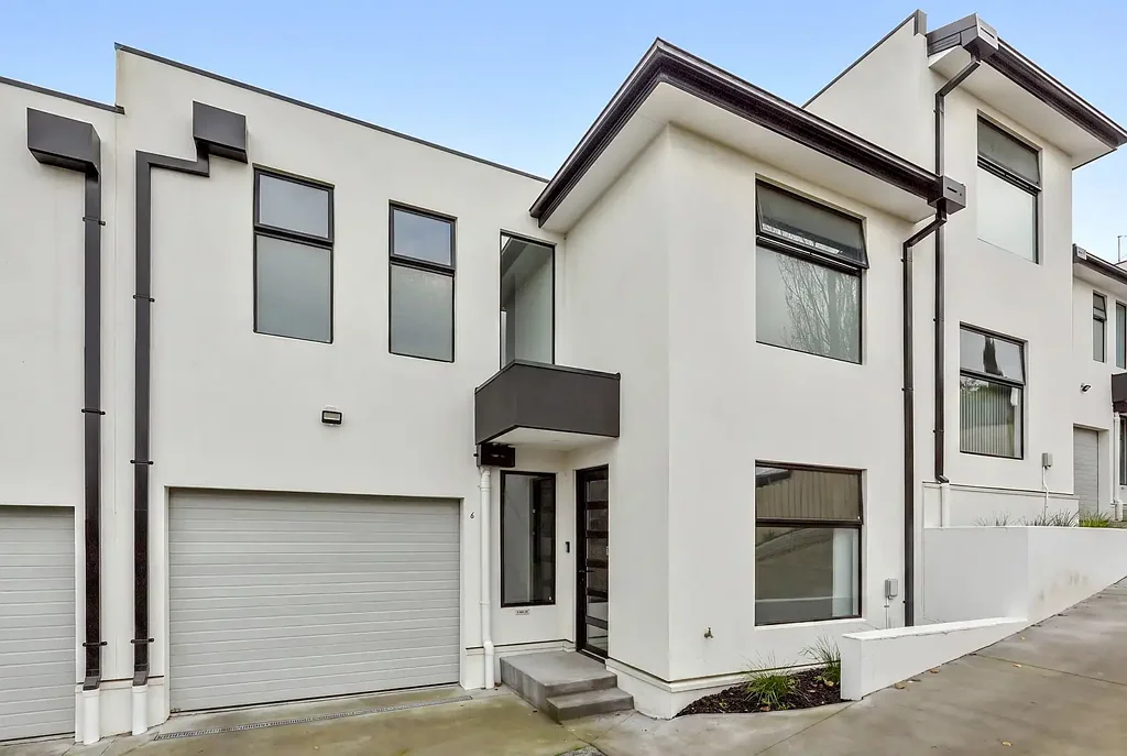 Brand New Two-Storey Living in Meadow Heights