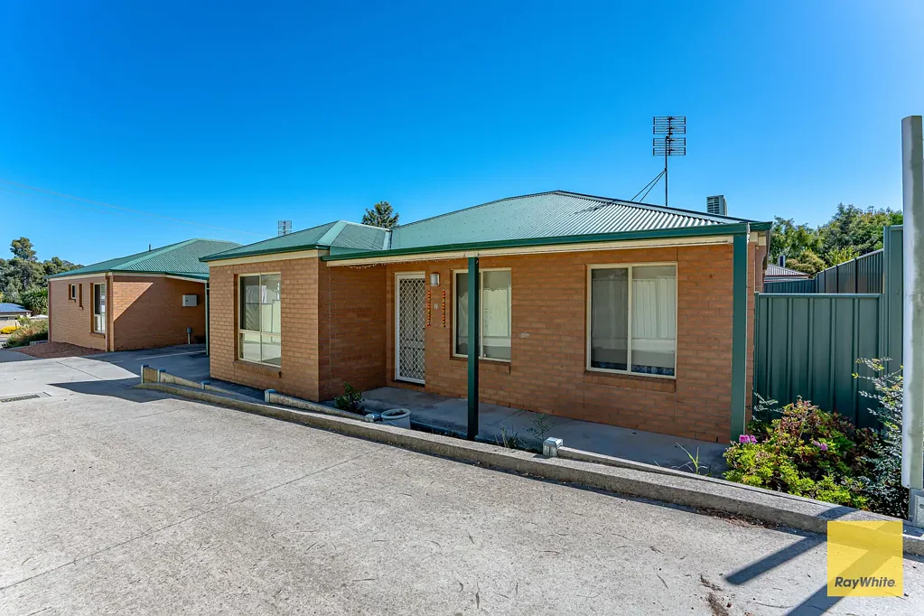 Comfortable Home in Convenient Kangaroo Flat Location