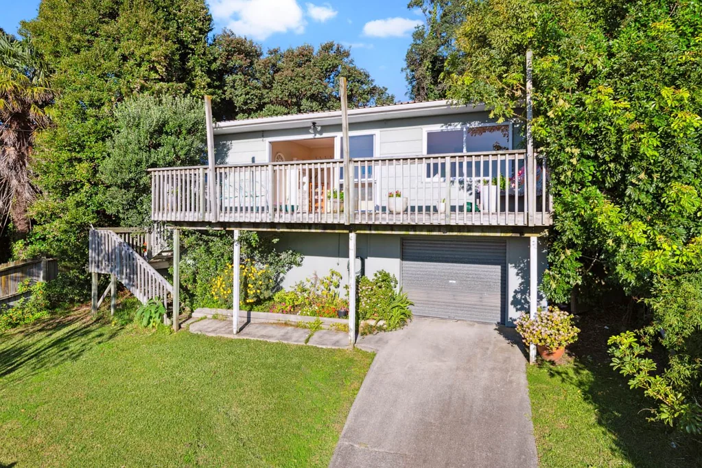4B Scott Road, Stanmore Bay, Rodney, Auckland