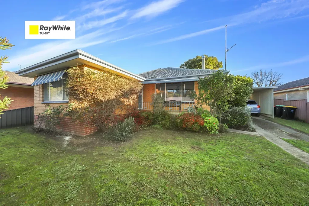 225 Simpson Street, Tumut, NSW 2720
