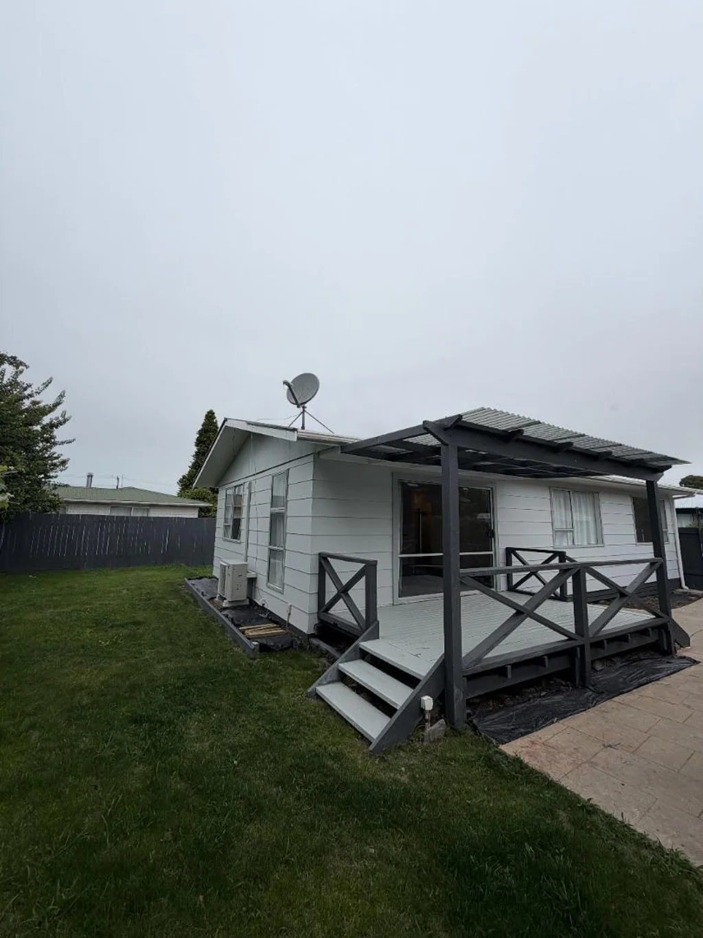 Spacious 3-Bedroom Family Home for Rent in Riversdale