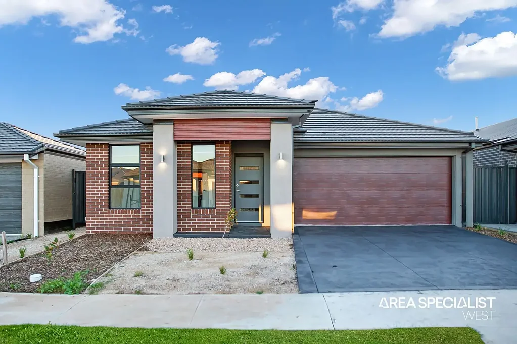 Rockbank 4Zimmer The Brief: Brand New Family Home