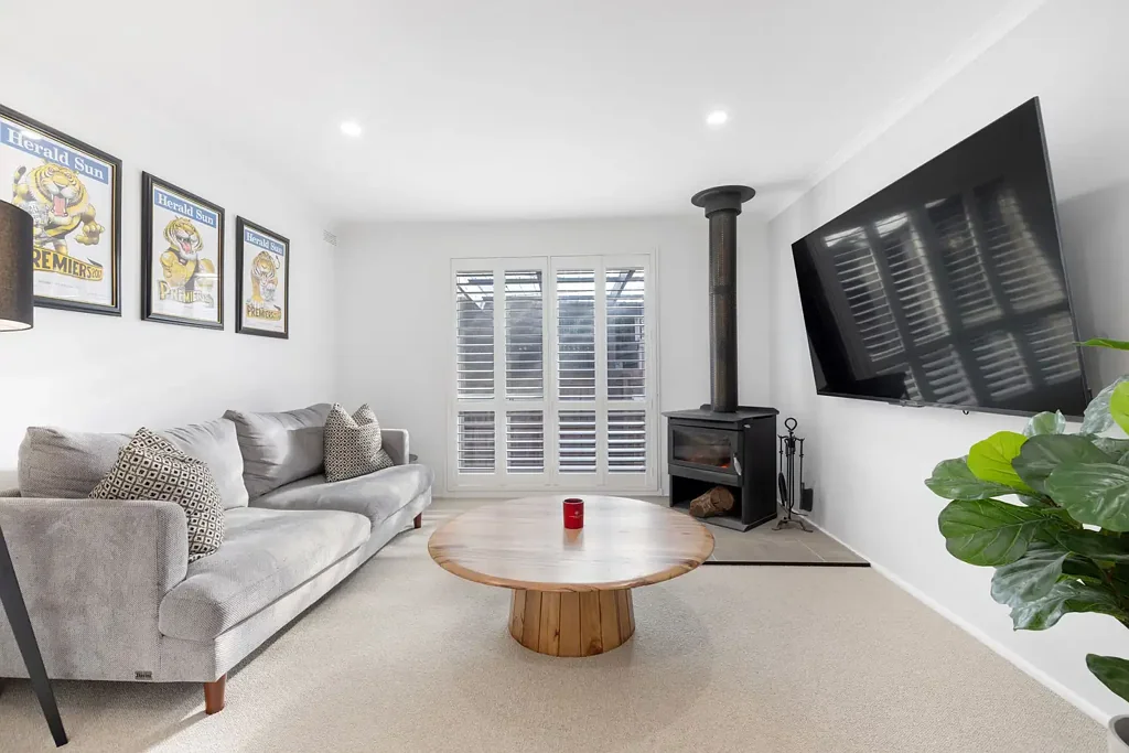 Frankston 3ਬੈੱਡਰੂਮ A Family Entertainer with Dual Living and Poolside Luxury!