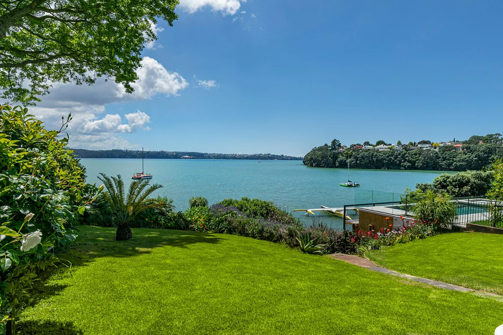 Westmere 5침실 Iconic waterfront estate