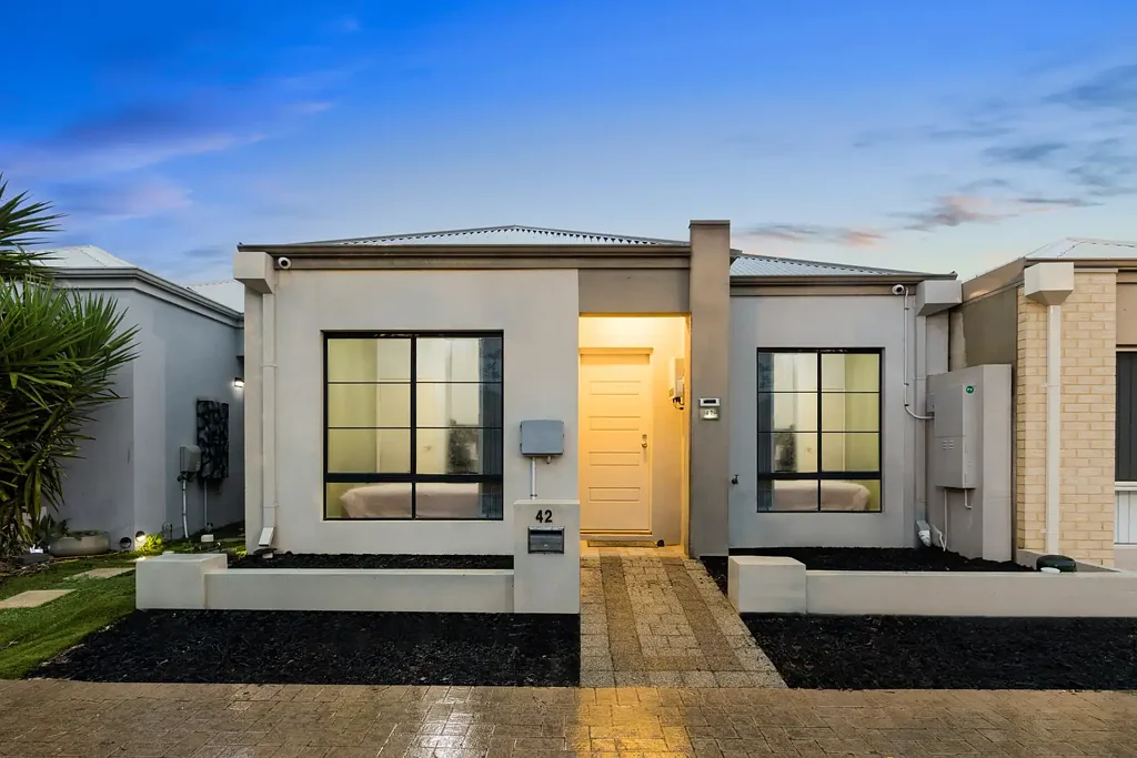 42 Woolandra Drive, Byford, WA 6122