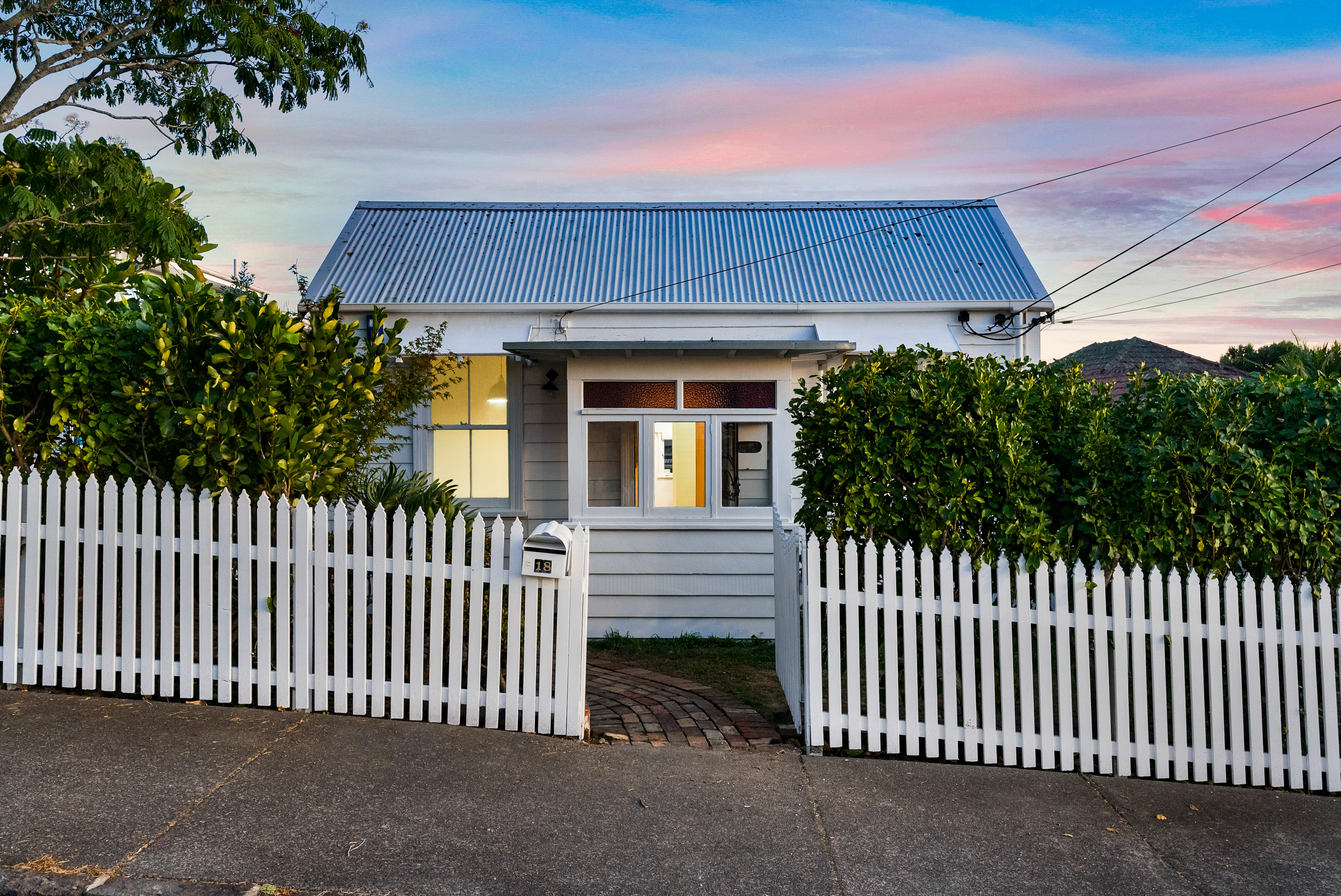 18 Wolseley Street, Morningside, Auckland, 2 habitaciones, 1 baños, House