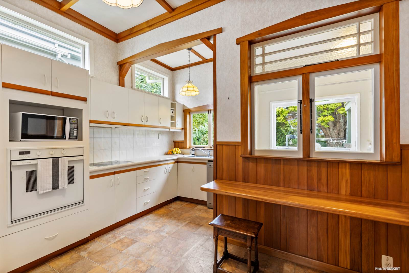 15 Amaru Road, One Tree Hill, Auckland, 6 phòng ngủ, 2 phòng tắm