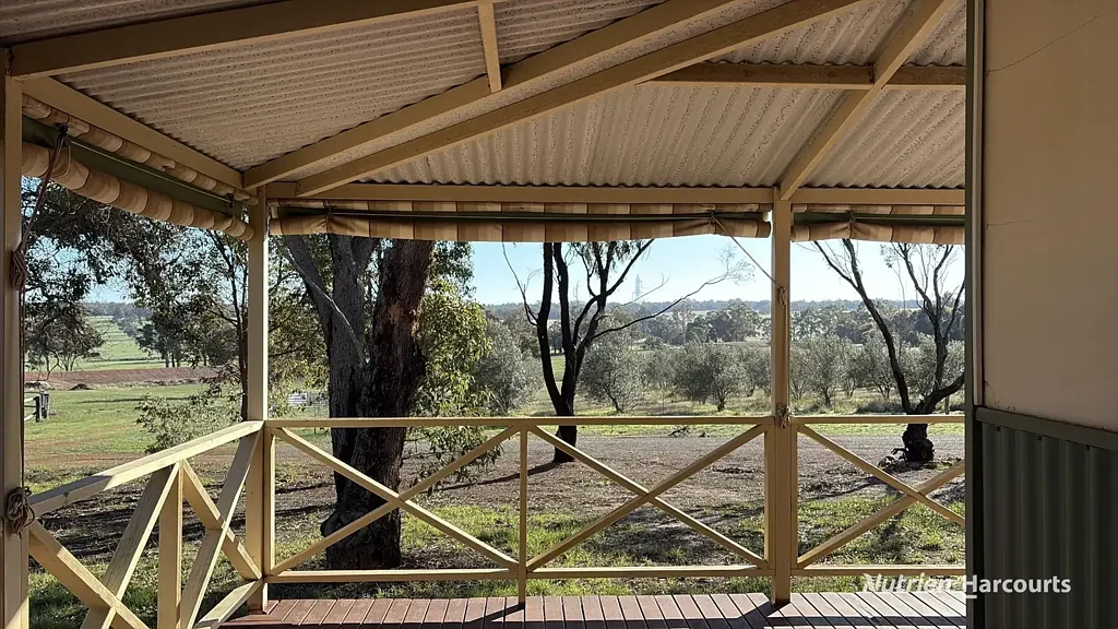 Dumberning Rural Escape on 75 Acres with Excellent Infrastructure & Comfort