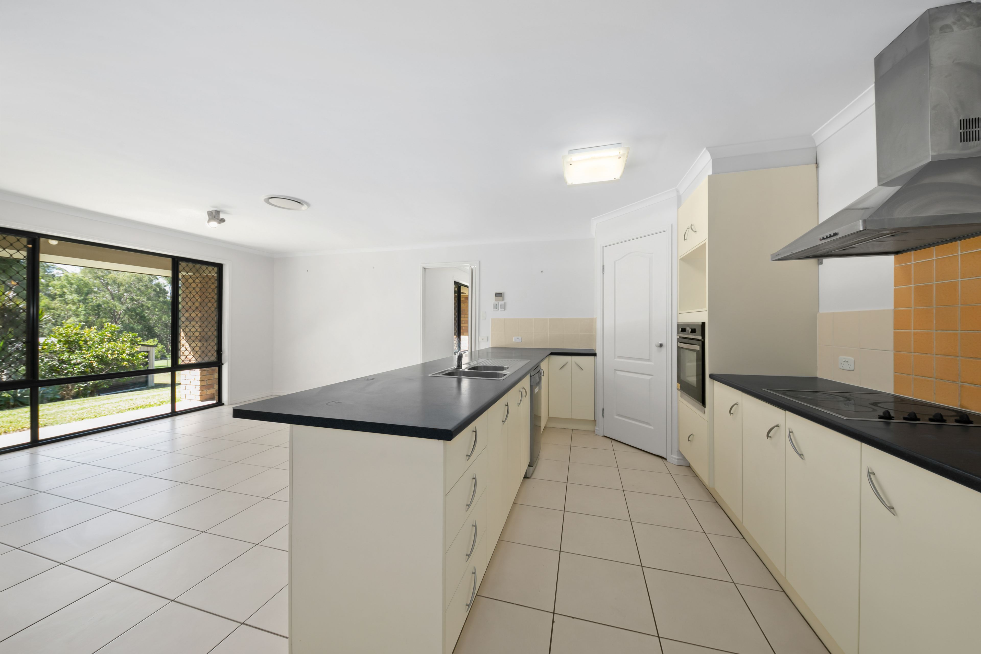 31-33 AVOCET CT, GREENBANK QLD 4124, 0 rūma, 0 rūma horoi, House