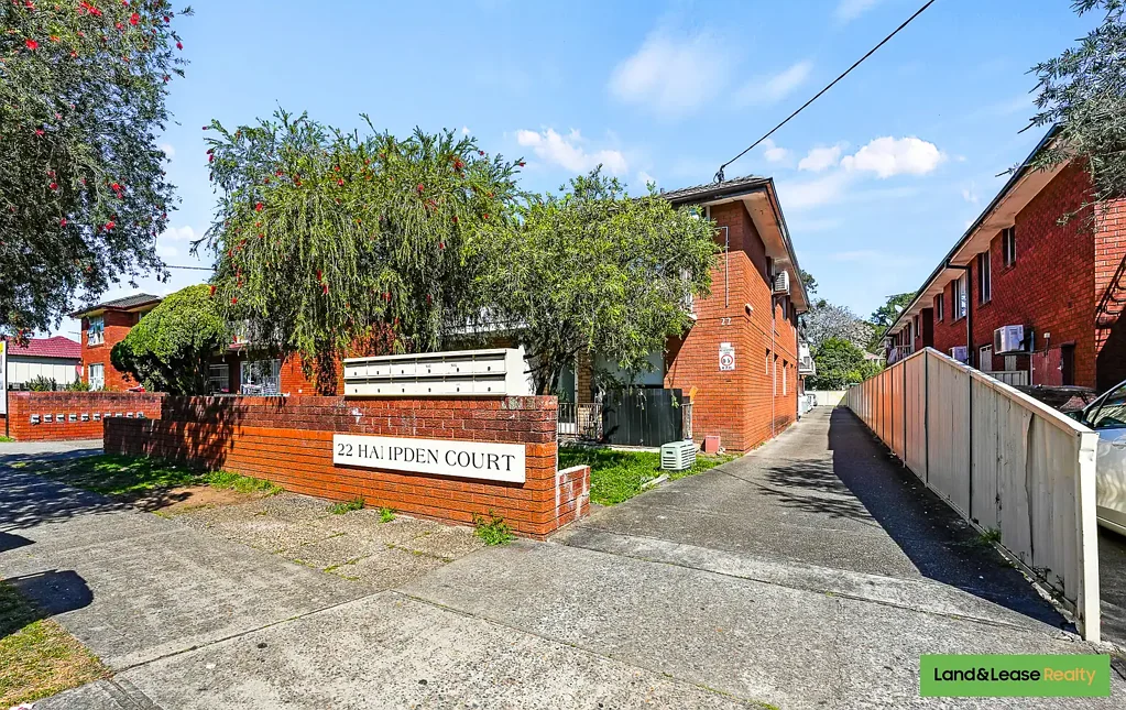 Lakemba 2Kwarto MODERN & FRESHLY RENOVATED | WALK TO SHOPS, SCHOOLS & STATION
