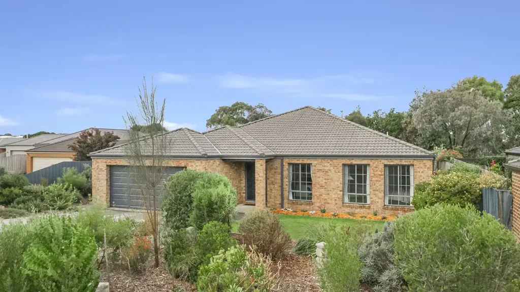 8 Sharpe Avenue, Warrnambool, VIC 3280