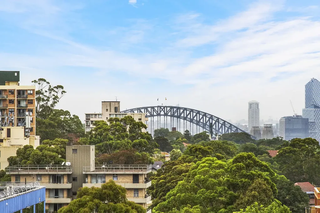 Spacious One Bedroom with Harbour Bridge View