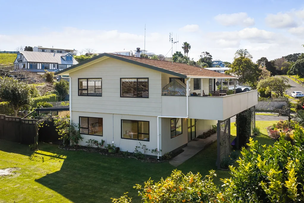 Athenree 4房  Your Coastal Lifestyle Awaits