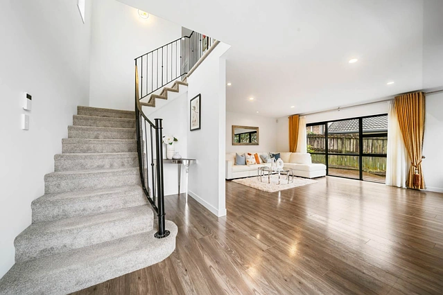 2/14 Hugh Green Drive, Pinehill, North Shore City