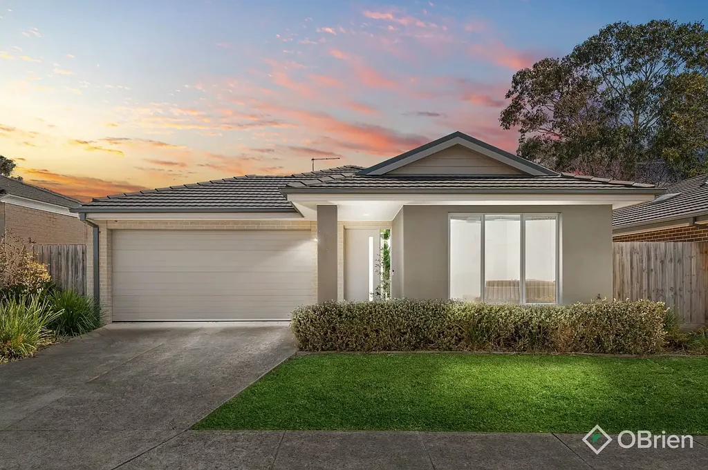 21 Norfolk Pine Circuit, Somerville, VIC 3912