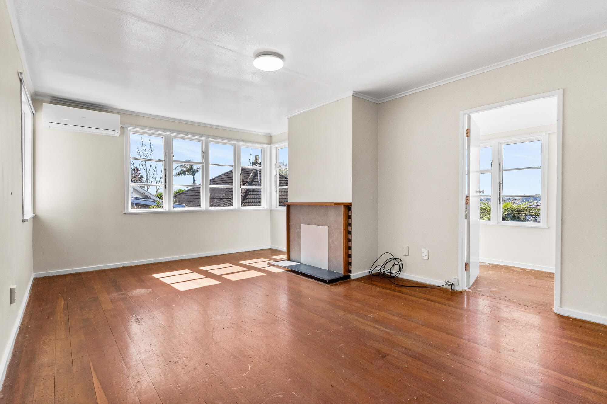 41 Mount Royal Avenue, Mount Albert, photo 3