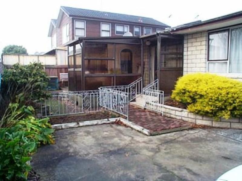 1/14 Peer Street, Upper Riccarton, Christchurch, 2 침실, 1 욕실