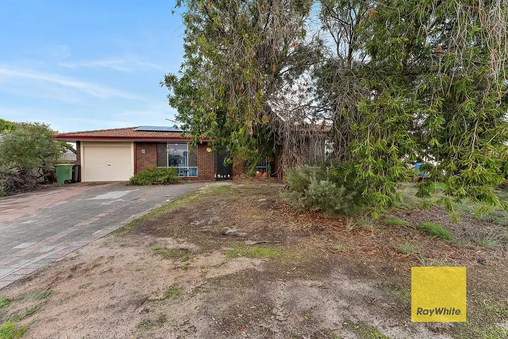 Thornlie 4房  Spacious 4x2 Family Home in a Highly Sought-After Pocket of Thornlie