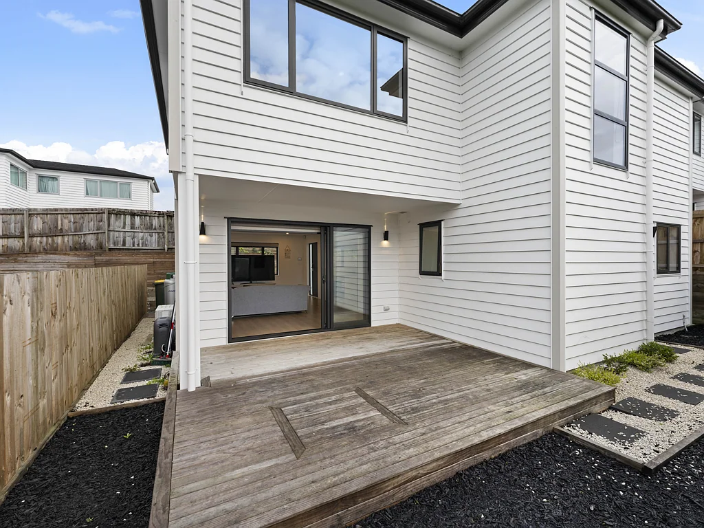New Lynn 3房  Modern Family Living in New Lynn