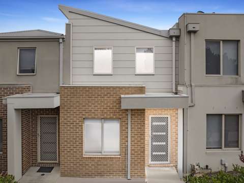 Craigieburn 2 Bedroom Invest or nest!