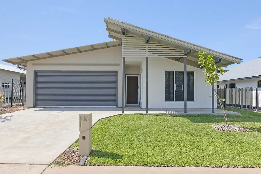 Address Withheld, Muirhead, NT 810