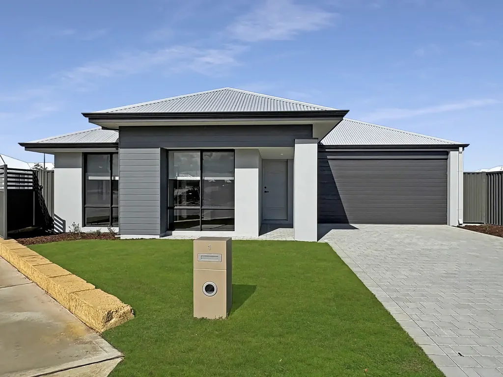 Brand New !! Gorgeous 4 x 2 Family Home with Theatre ! Don't miss out !!